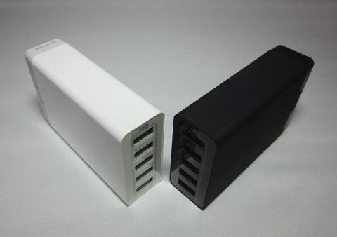 ブラックと比較