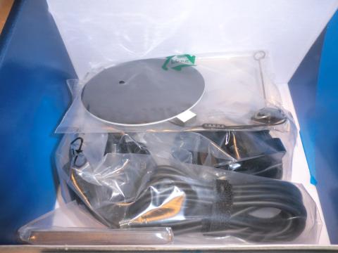 箱の中身は、こんな感じです。