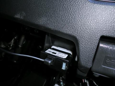 OBDⅡつなぎます。