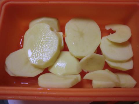 じゃがいもをレンジでチン!