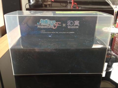 ケース正面から