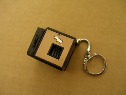 折り畳まれた状態