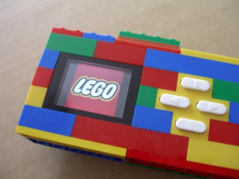 起動するとレゴのロゴが!