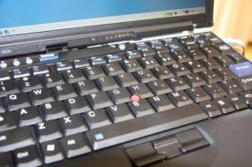 持ってます Lenovo Thinkpad X61 Tablet Us 英語キーボード Chicony のレビュー ジグソー レビューメディア