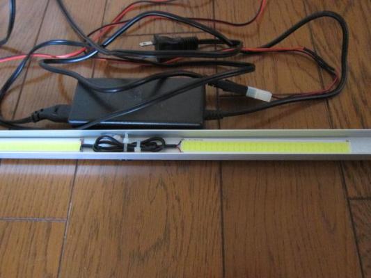 画像 防水を信じて水槽用自作ライトに ノーブランド品 薄さ4ミリ 12w 完全防水 強力 ムラ無し 全面発光 Led デイライト バーライト パネルライト イルミのレビュー ジグソー レビューメディア