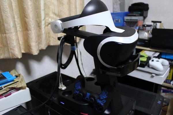 画像 今現在 鉄板と言えるpsvrスタンドでしょう Psvr Showcase Rapid Ac Ps4 Vr Charge Display Standのレビュー ジグソー レビューメディア