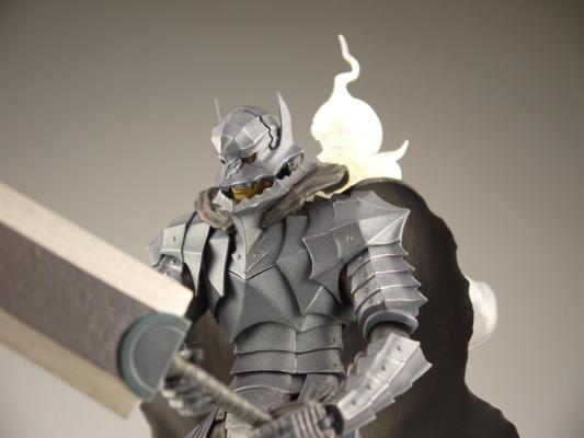 画像 御主 狂神の気を纏うか Figma ベルセルク ガッツ 狂戦士の甲冑ver ベルセルク 37 限定版 ジェッツコミックス のレビュー ジグソー レビューメディア